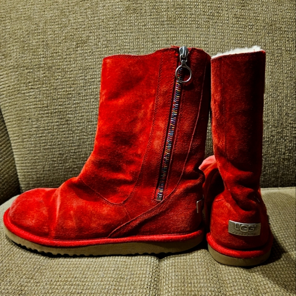 Womens UGG Peyton Red Boots w/Rainbow Zipper